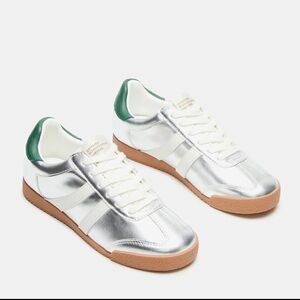 Steve Madden Hudson Metallic Silver Multi Leather Upper Sneakers Size 8.5